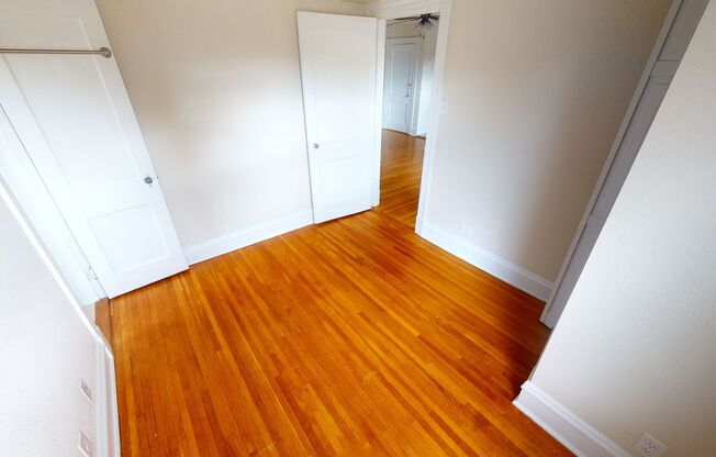 2 beds, 1 bath, $1,500, Unit Apt. 9