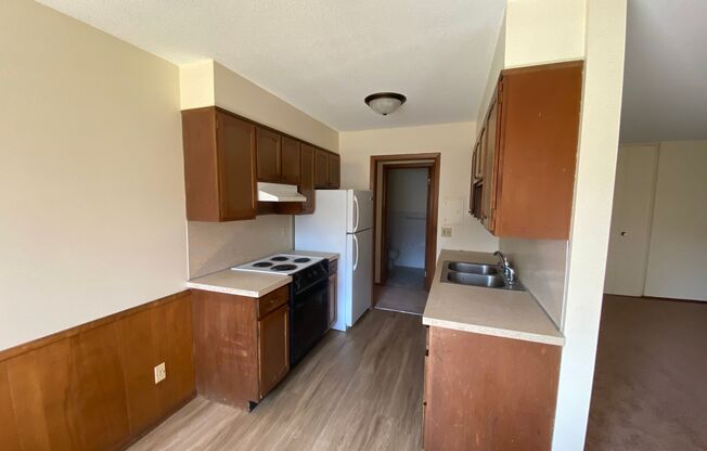2 beds, 1 bath, 980 sqft, $1,475, Unit 7307-014