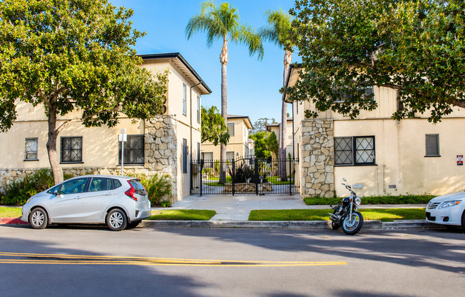 3300 Castle Heights Ave