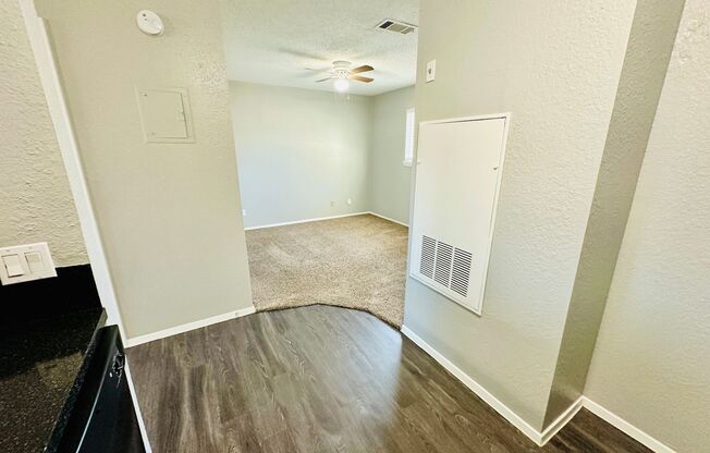 Studio, 1 bath, 500 sqft, $850, Unit 222