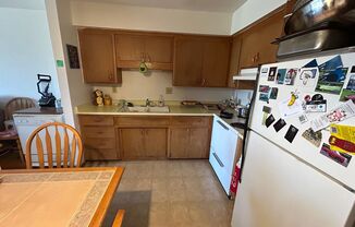 1 bed, 1 bath, $995, Unit 6