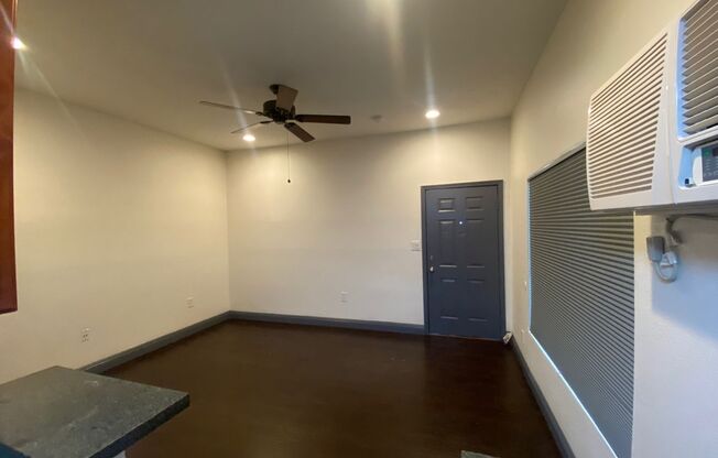 Studio, 1 bath, 500 sqft, $1,495