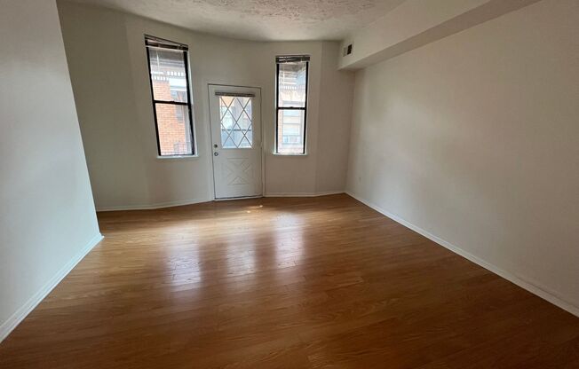 3 beds, 1 bath, 810 sqft, $2,190, Unit 732 S. Millvale Ave. #A7