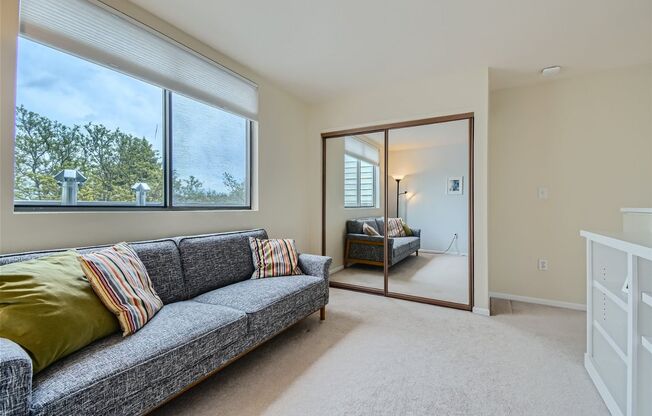 1 bed, 1 bath, $2,695