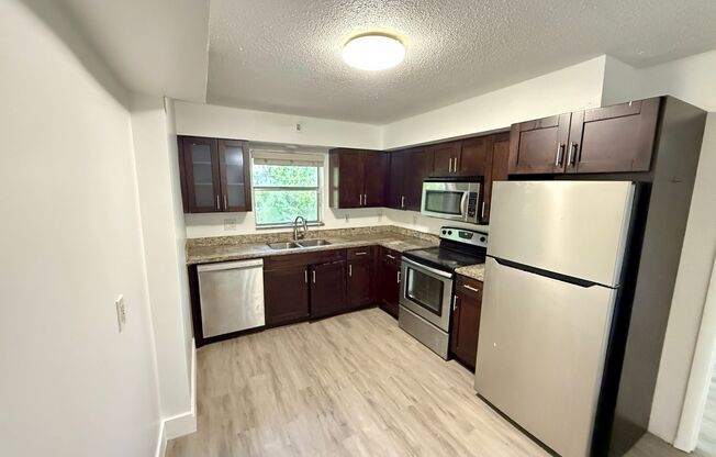 1406 SW 1st Street