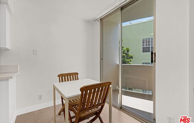 1 bed, 2 baths, 1,260 sqft, $3,700, Unit 507