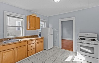 25 27 KENWOOD RD