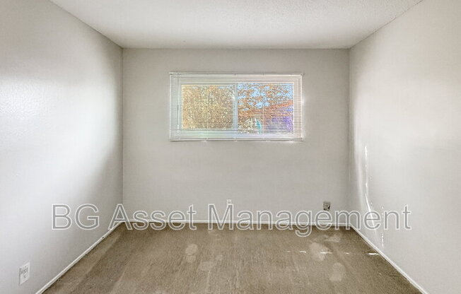 922 Carlson Blvd