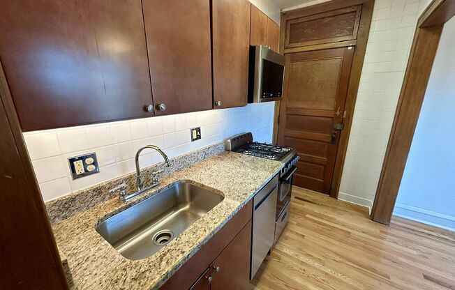 1 bed, 1 bath, 500 sqft, $2,135, Unit 233-310