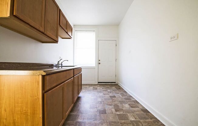 7120 S Wabash