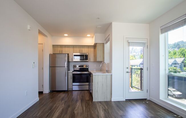 037 - 1834 Apartments