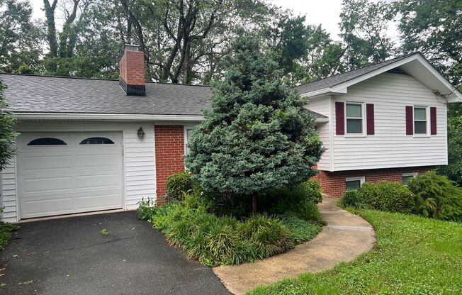 Single Family home in Alexandria- Minutes to Ft Belvior