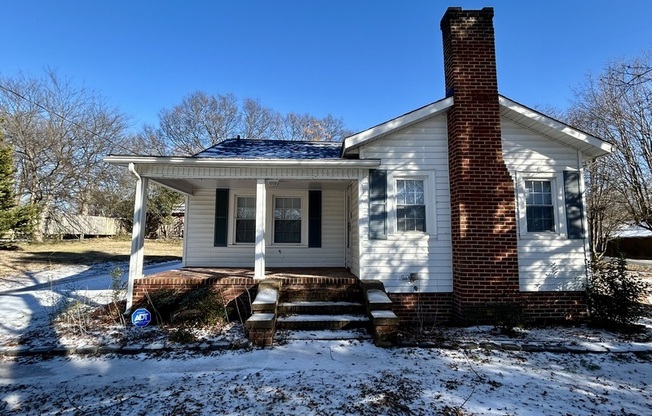 935 OLD CHARLOTTE RD