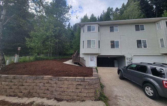 301 303 N MCAVOY RD