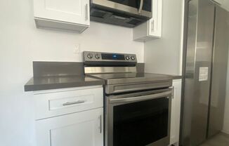 2 beds, 2 baths, $2,750, Unit 304