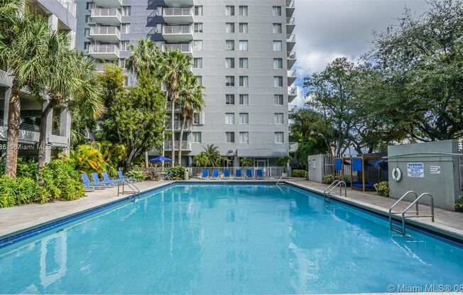 1 bed, 1 bath, 593 sqft, $2,200, Unit E-401