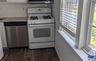 2429 Lawrenceville #7