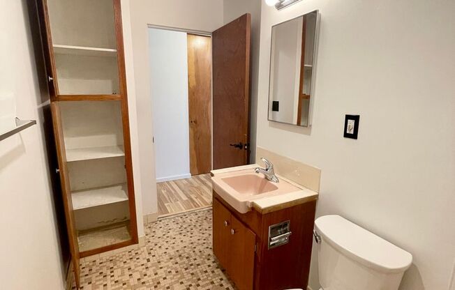 Studio, 1 bath, 464 sqft, $1,195