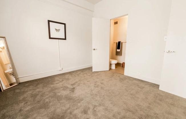 1 bed, 1 bath, 132 sqft, $1,350, Unit 228