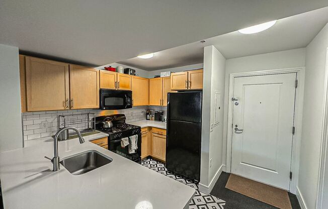 Studio, 1 bath, $1,750, Unit UNIT S414