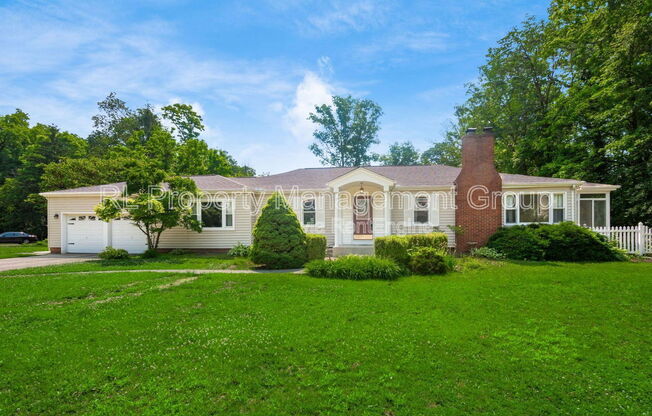 2517 MINERVA LK RD