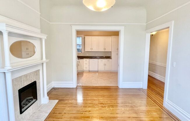 3 beds, 2.5 baths, $4,925, Unit 329 Presidio Ave