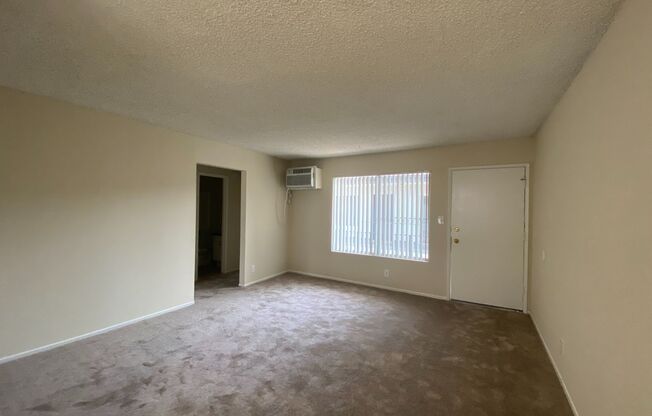 1 bed, 1 bath, 575 sqft, $1,695, Unit 216