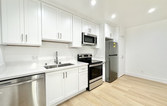 3422 S CENTINELA AVE