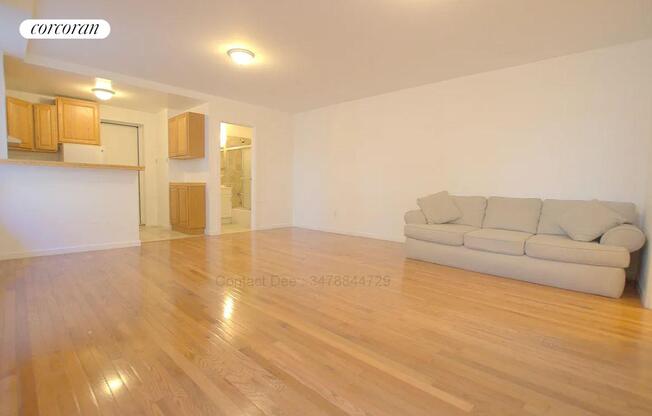 858 W END AVE