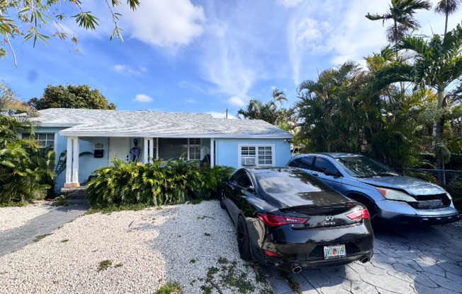 3554 NW 12 TER