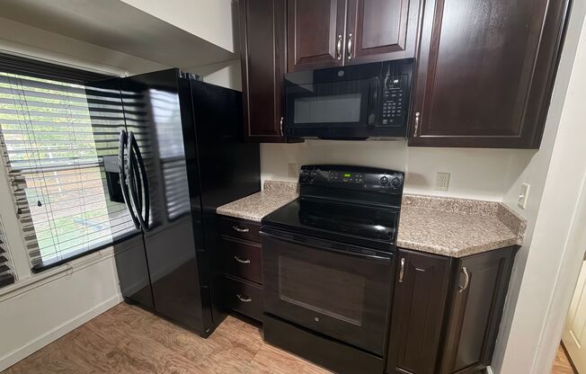 3 Weeks Rent Free – Spacious 4 Bed / 2 Bath Ogden Home with Finished Basement