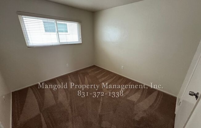 2 beds, 1 bath, 623 sqft, $2,275, Unit D-03