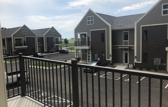 1 bed, 1 bath, 780 sqft, $960, Unit 422