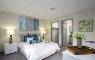 Spacious Bedroom With en Suite Bathroom And Closet, at The Bristol at Sunset, Henderson, 89014