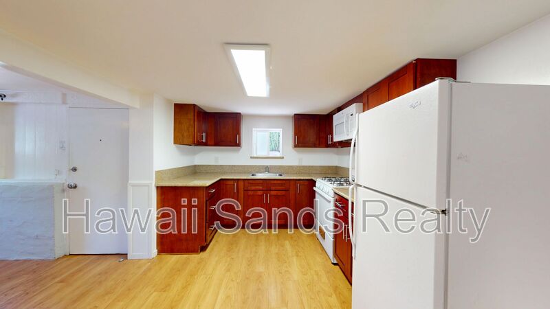 908 KINAU ST