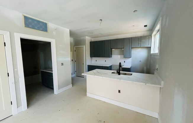 1 bed, 1 bath, 580 sqft, $1,649, Unit 218