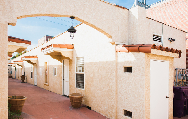 Studio, 1 bath, 497 sqft, $1,495, Unit 932 - 3