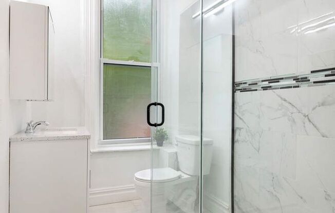 228 W 136 ST