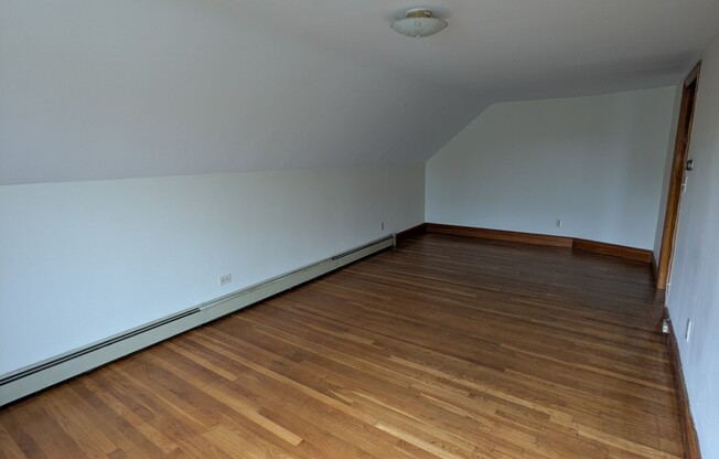 261 LEXINGTON ST