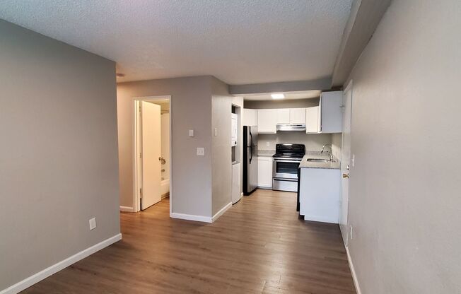 3 beds, 2 baths, 643 sqft, $2,450, Unit A103