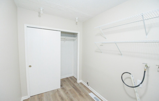 3 beds, 1 bath, $1,295