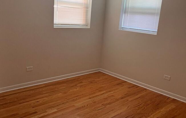 9457 Maple LLC