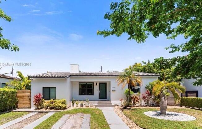 2485 SW 19 TER