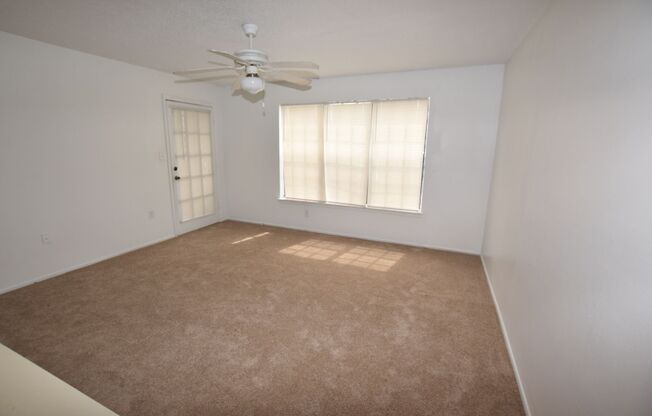 1 Bedroom, Bath Condo For Rent at 4601 Cason Cove Drive #211 Orlando, FL 32811