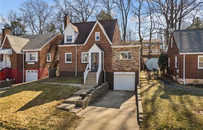 For Rent – Spacious 3 Bedroom, 2 Bath Home in Brentwood, PA!