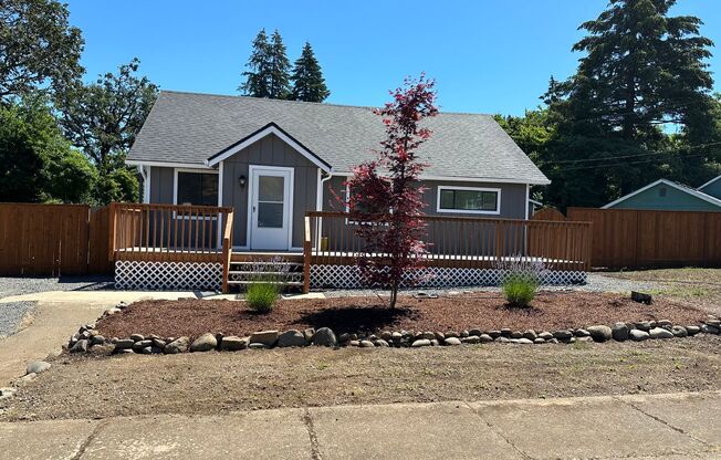 3-bedroom 2 bath House