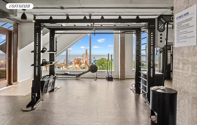 2 beds, 2 baths, $5,250, Unit PH1E