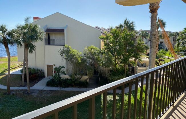 1 bed, 2 baths, $3,000, Unit Unit 208