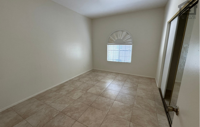 2 beds, 2 baths, $1,099, Unit UNIT 2034