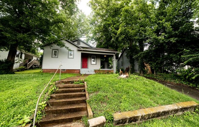 2413 Emmett Ave